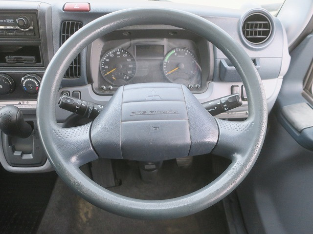 中古トラック 三菱ふそうクレーン付平ボディ ＃18