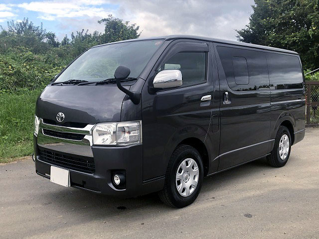 中古車 トヨタ ハイエース 