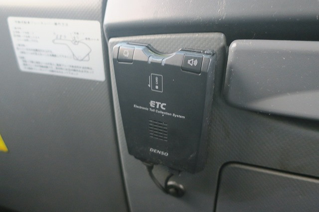 中古トラック いすゞ冷凍バン #22