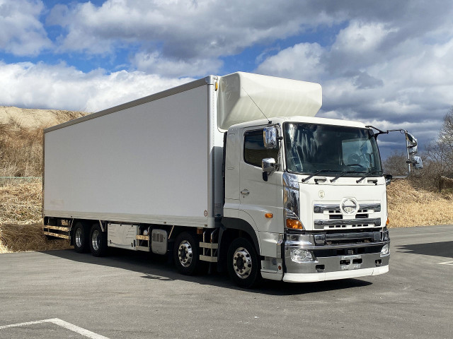 中古トラック 日野冷凍バン ＃2