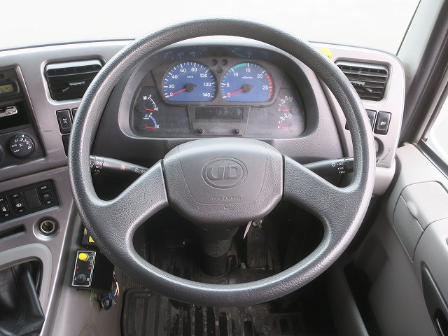 中古トラック UDトラックスダンプ ＃17