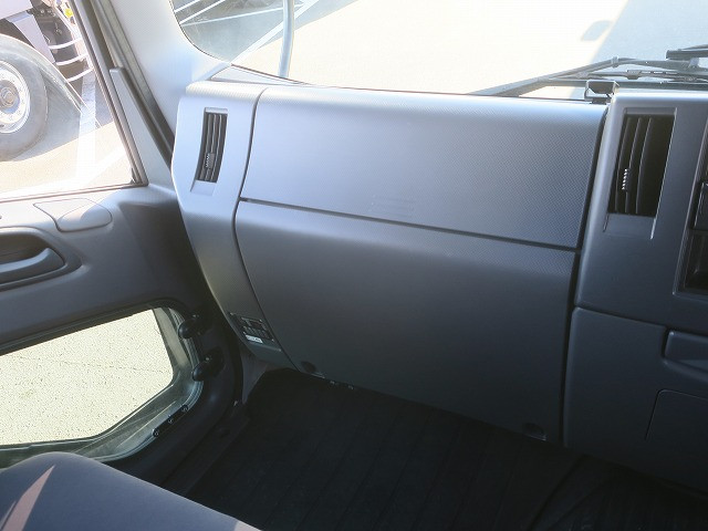 中古トラック いすゞアルミバン ＃11