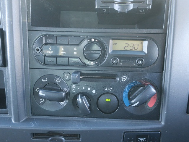 中古トラック いすゞアルミバン ＃18