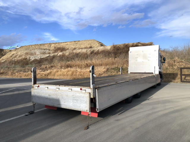 中古トラック UDトラックス平ボディアルミブロック ＃6