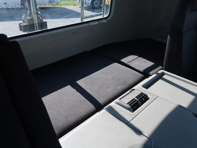 中古トラック 三菱ふそうトラクタヘッド #23
