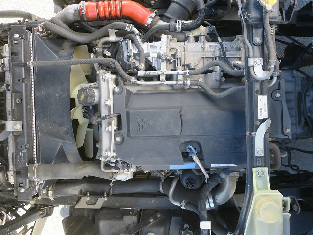 中古トラック 三菱ふそうアルミウィング ＃13