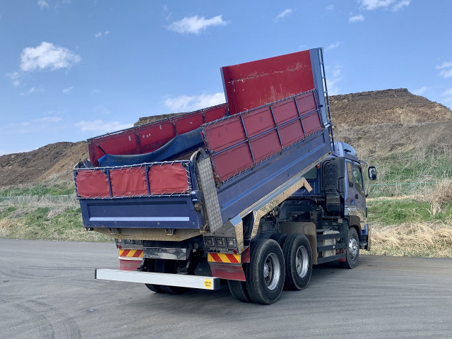 中古トラック いすゞダンプ #3