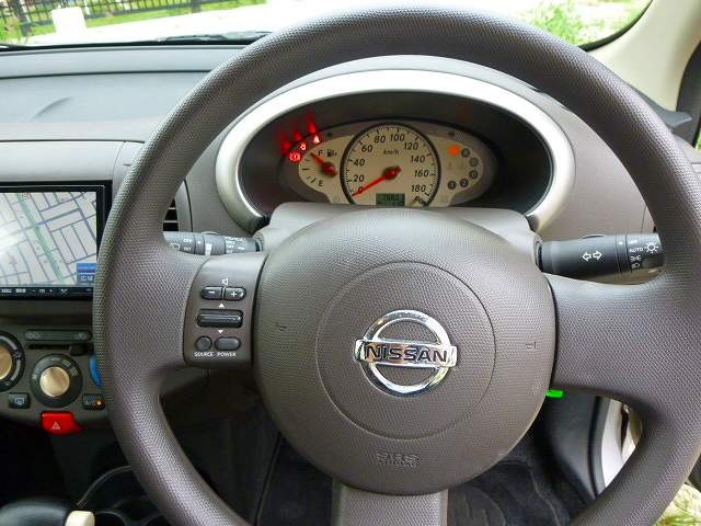 中古トラック 日産箱型 #12