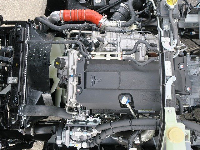 中古トラック 三菱ふそう冷凍バン ＃12