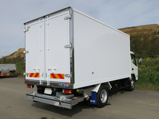 中古トラック 三菱ふそう冷凍バン ＃3