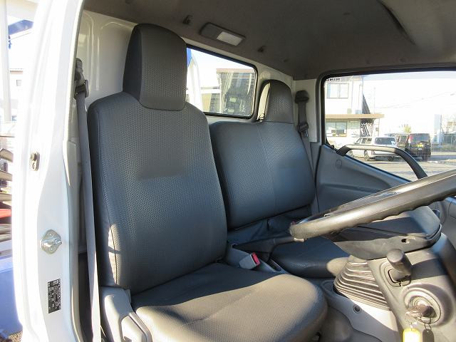 中古トラック 日野クレーン付平ボディ ＃13