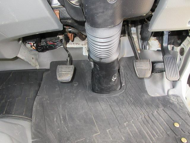 中古トラック 日野クレーン付平ボディ ＃22