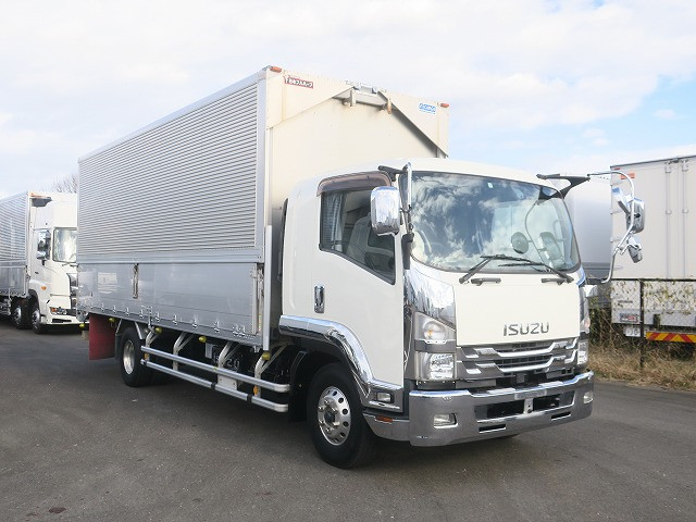 中古トラック いすゞアルミウィング ＃2