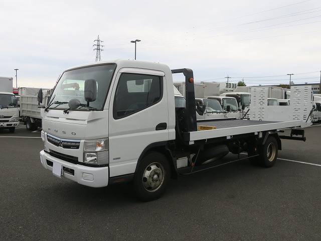 三菱ふそう　車載車／キャリアカー／重機運搬車