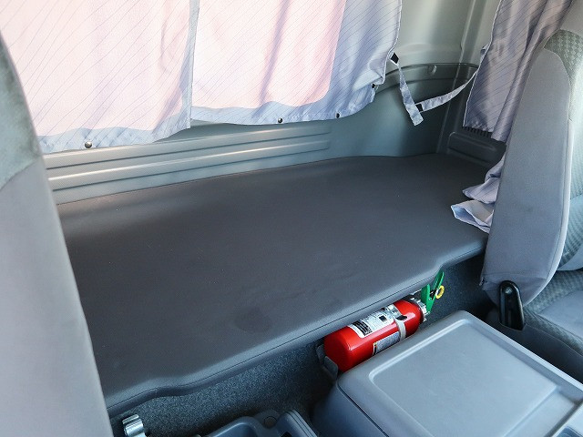 中古トラック いすゞ2台積み車載車 #23