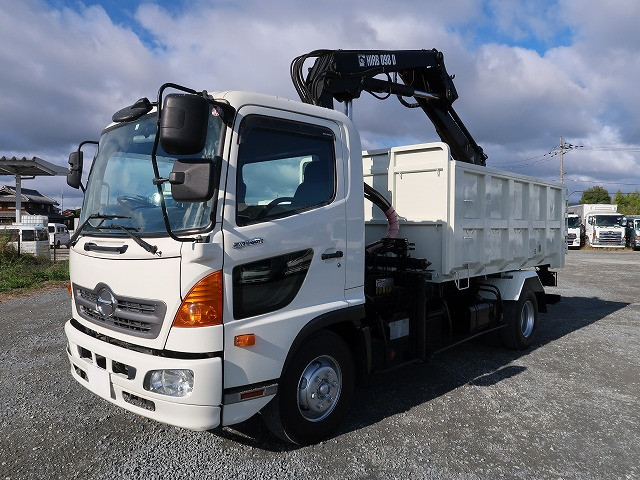 2015 Hino Ranger Medium-sized Deep Dump Truck with Hiab, Shinmaywa-made, No Soil/Sand Specification 