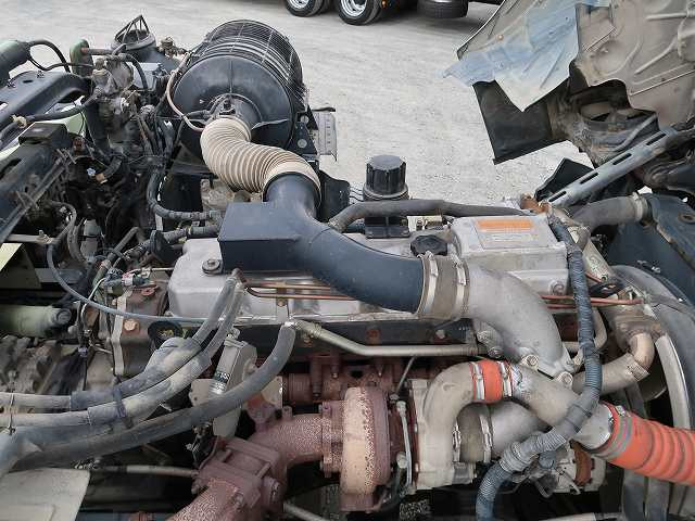 中古トラック UDトラックスコンクリートミキサー車 ＃12