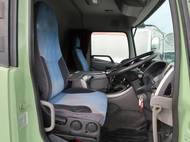 中古トラック UDトラックスコンクリートミキサー車 ＃15