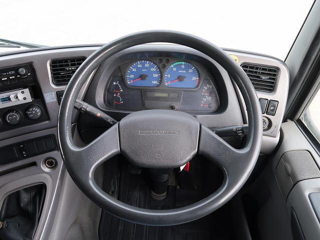 中古トラック UDトラックスコンクリートミキサー車 ＃17