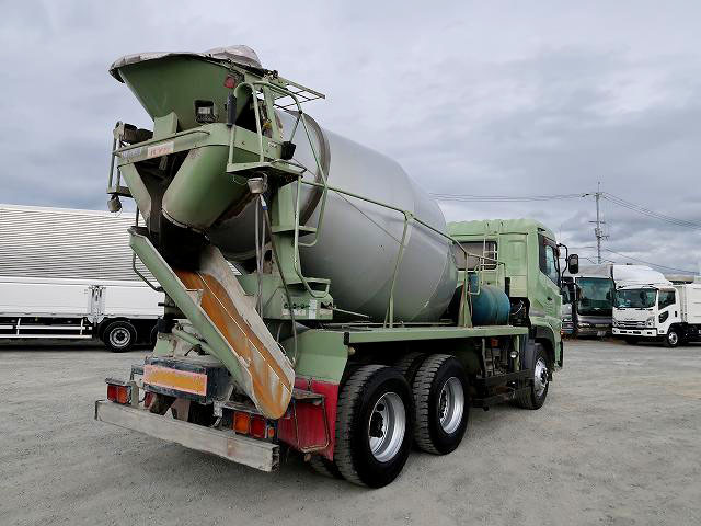 中古トラック UDトラックスコンクリートミキサー車 ＃3