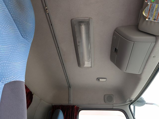 中古トラック UDトラックスコンクリートミキサー車 ＃24