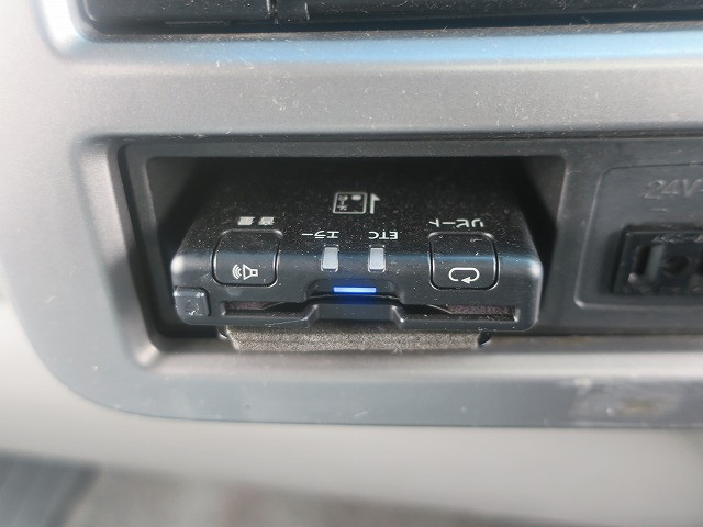 中古トラック UDトラックス平ボディアルミブロック ＃20