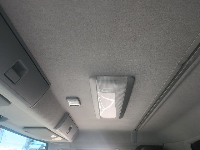 中古トラック UDトラックス平ボディアルミブロック #24