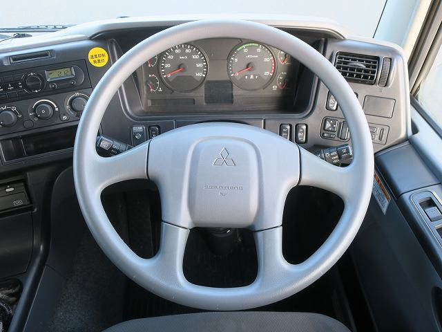 中古トラック 三菱ふそうクレーン付平ボディ #16