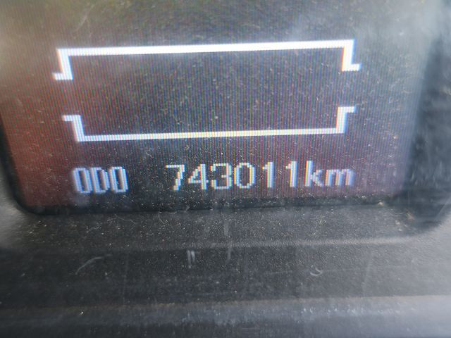 中古トラック 三菱ふそうクレーン付平ボディ ＃17