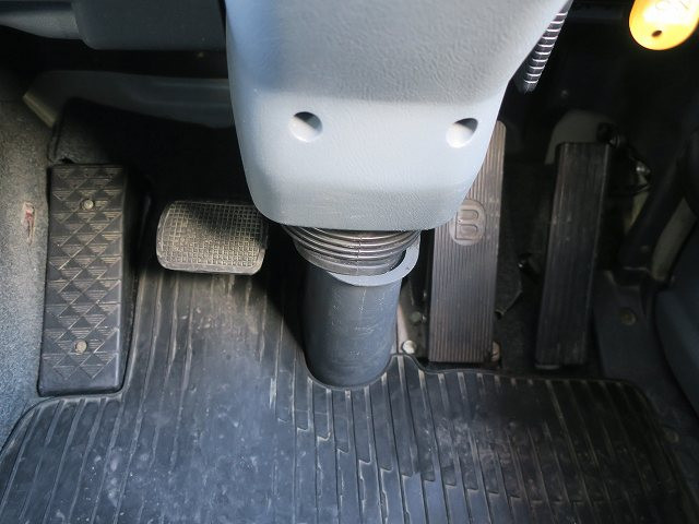 中古トラック 三菱ふそうクレーン付平ボディ ＃21