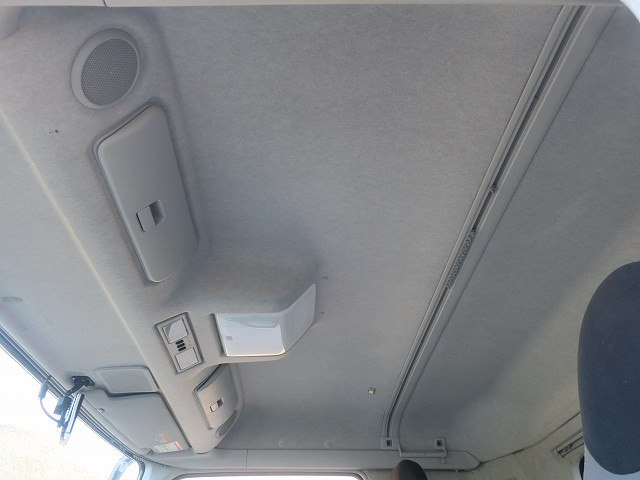 中古トラック 三菱ふそうクレーン付平ボディ ＃24