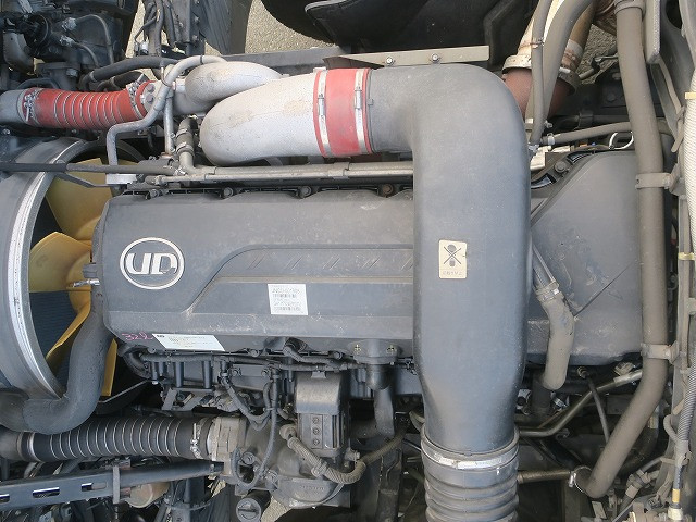 中古トラック UDトラックストラクタヘッド #13