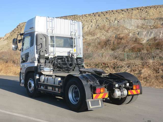 中古トラック UDトラックストラクタヘッド #4