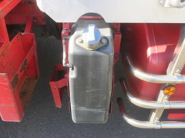 中古トラック 三菱ふそうクレーン付平ボディ ＃15