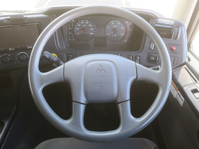 中古トラック 三菱ふそうクレーン付平ボディ ＃18