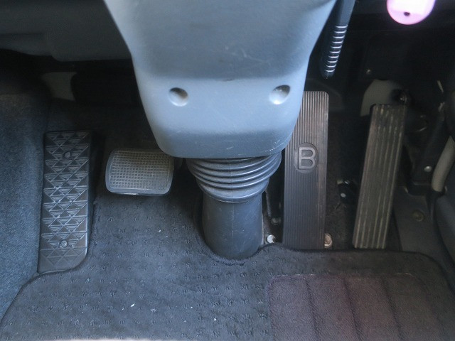 中古トラック 三菱ふそうクレーン付平ボディ ＃22