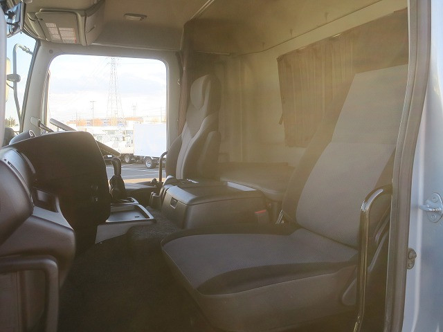 中古トラック 日野チップ運搬車 ＃15