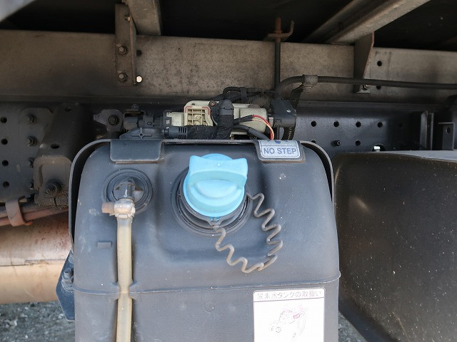 中古トラック 三菱ふそうアルミバン #9