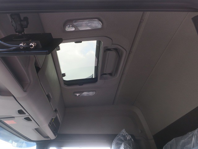 中古トラック スカニアアルミウィング ＃24