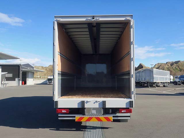 中古トラック スカニアアルミウィング ＃8