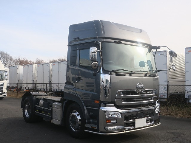 中古トラック UDトラックストラクタヘッド ＃2