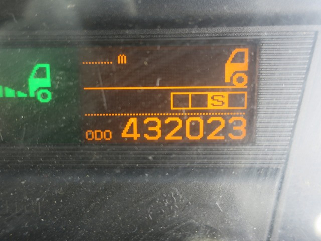 中古トラック UDトラックストラクタヘッド ＃18