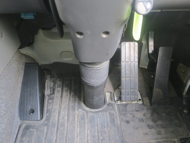 中古トラック UDトラックストラクタヘッド ＃23