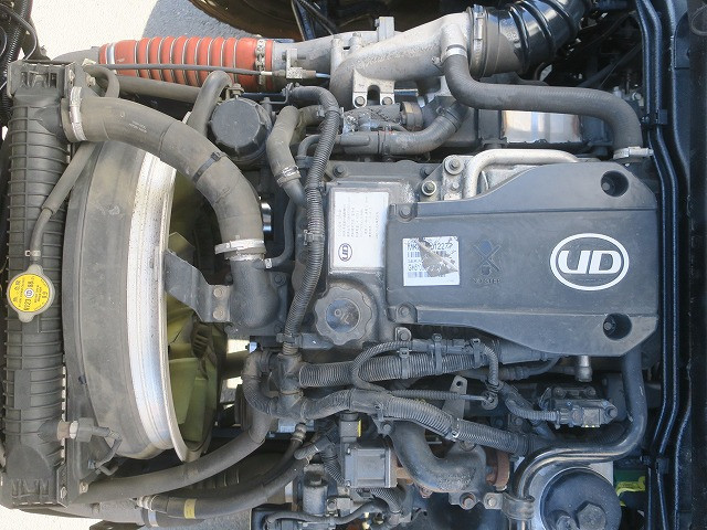 中古トラック UDトラックスアルミウィング #11