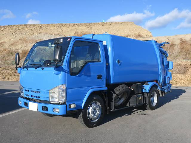 中古トラック いすゞ エルフ 小型パッカー車