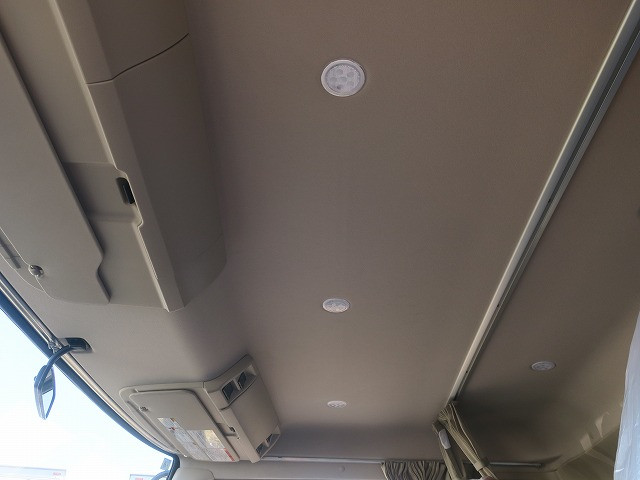 中古トラック 日野クレーン付平ボディ ＃24