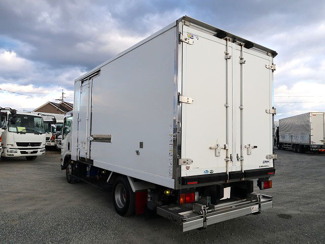 中古トラック いすゞ冷凍バン #4