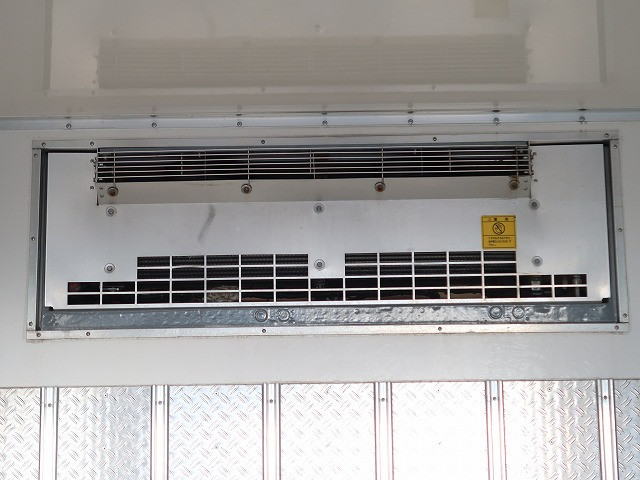 中古トラック いすゞ冷凍バン #7