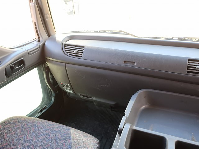 中古トラック いすゞコンクリートミキサー車 ＃16