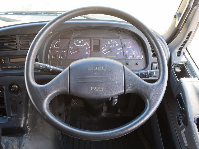 中古トラック いすゞコンクリートミキサー車 ＃17